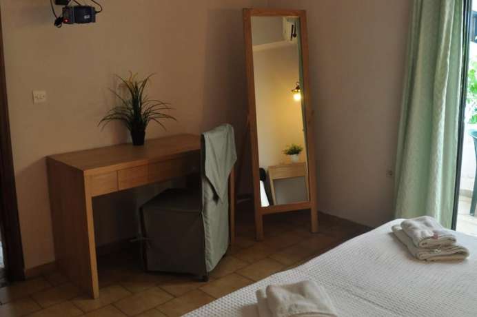 Imagen de la habitación del Hotel Byzance, Patmos. Foto 16
