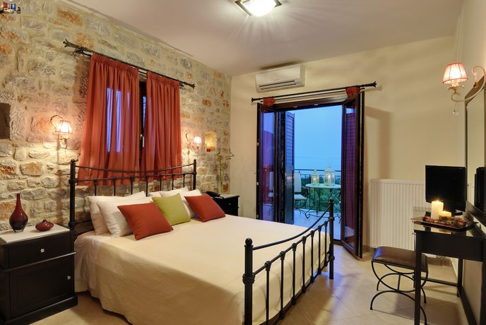 Imagen de la habitación del Hotel Byzantinon. Foto 9