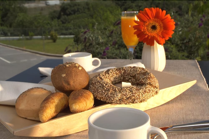 Imagen del bar/restaurante del Hotel Byzantio. Foto 4