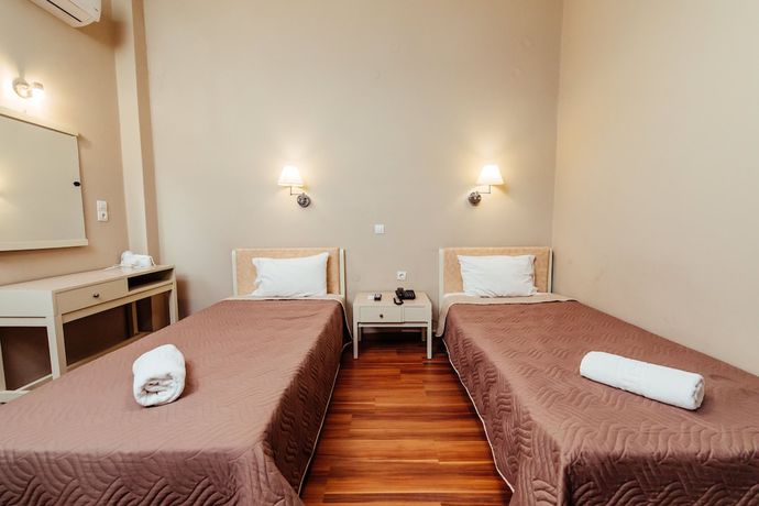 Imagen de la habitación del Hotel Byzantio, Kalamata. Foto 11