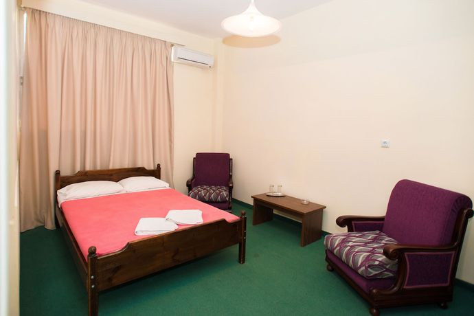 Imagen de la habitación del Hotel Byzantio, Kalamata. Foto 16
