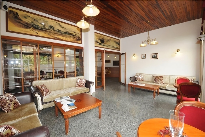 Imagen de los interiores del Hotel Byzantion. Foto 14