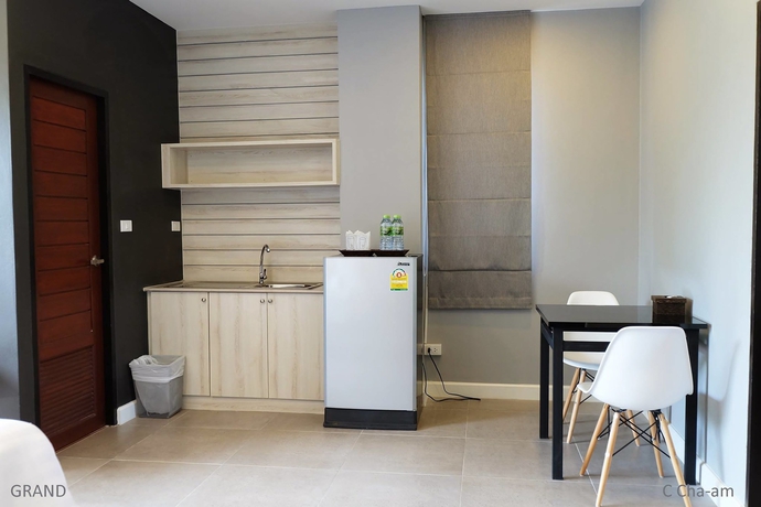 Imagen de la habitación del Hotel C Cha-am. Foto 14