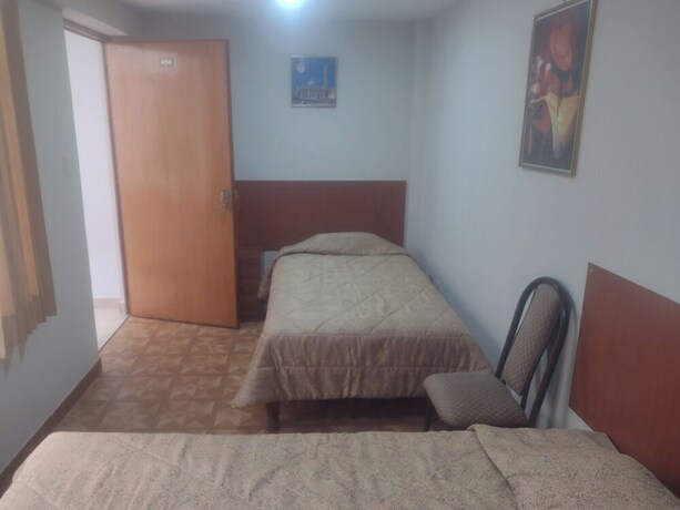 Imagen general del Hotel C. De&aacute;n Valdivia 120. Foto 3