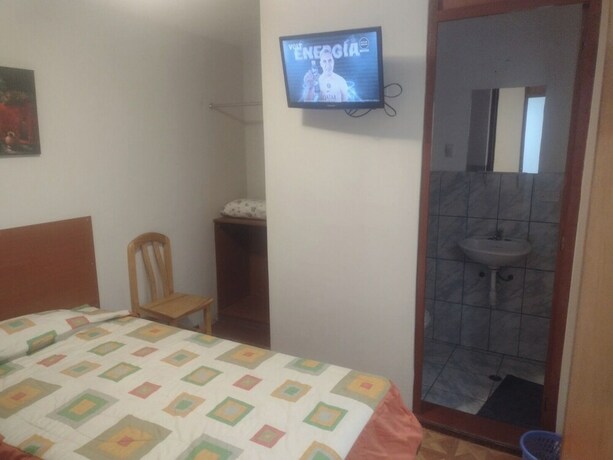 Imagen de la habitación del Hotel C. De&aacute;n Valdivia 120. Foto 11