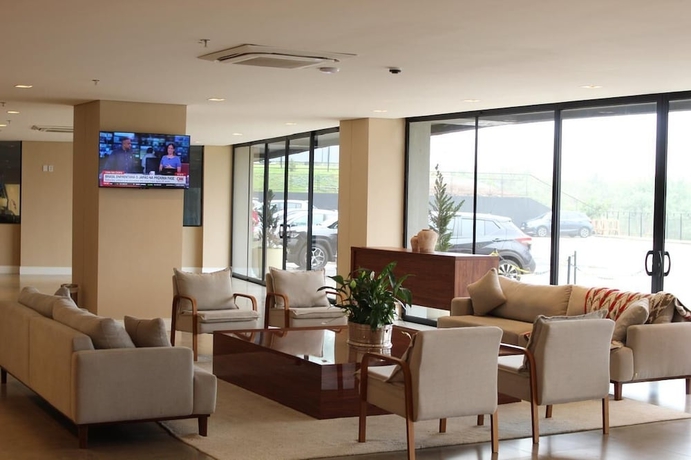 Imagen de los interiores del Hotel C Jaguari&uacute;na. Foto 16