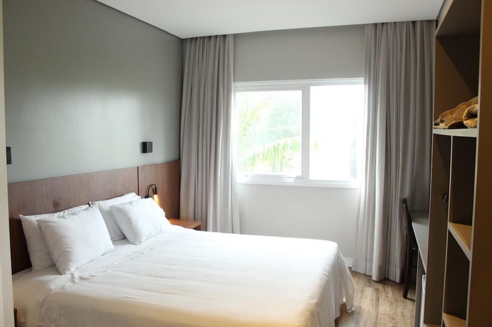 Imagen de la habitación del Hotel C Jaguari&uacute;na. Foto 10