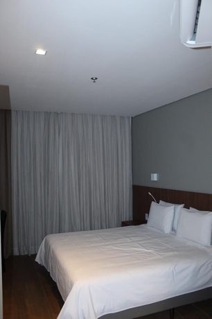Imagen de la habitación del Hotel C Jaguari&uacute;na. Foto 12