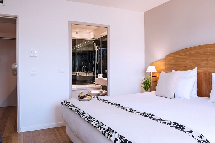 Imagen de la habitación del Hotel C Suites. Foto 7