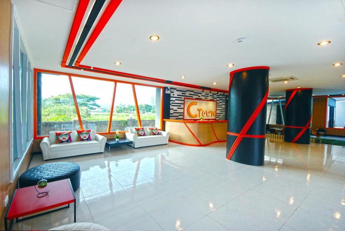 Imagen de los exteriores del Hotel C Tower. Foto 12
