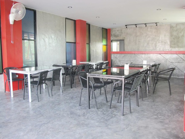 Imagen del bar/restaurante del Hotel C Tower. Foto 7