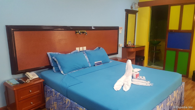 Imagen de la habitación del Hotel C and L Bay View Inn. Foto 11