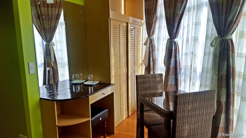 Imagen de la habitación del Hotel C and L Suites Inn. Foto 13