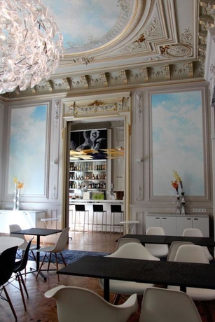 Imagen del bar/restaurante del Hotel C2. Foto 4