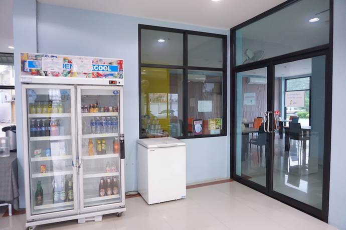 Imagen de los interiores del Hotel C2U Uthai Thani - Adults Only. Foto 16