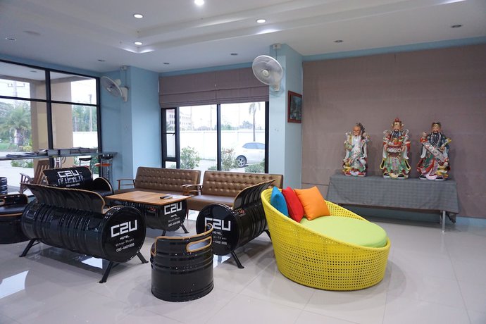 Imagen de los interiores del Hotel C2U Uthai Thani - Adults Only. Foto 18