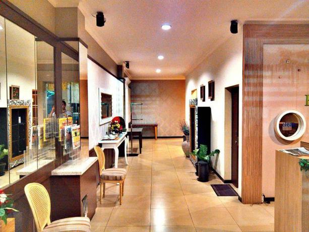 Imagen de los interiores del Hotel C3 Hotel. Foto 4