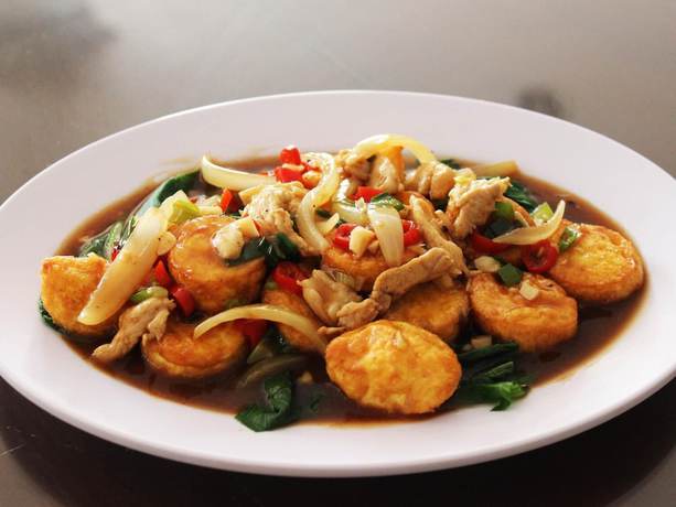 Imagen del bar/restaurante del Hotel C3 Ungaran. Foto 5