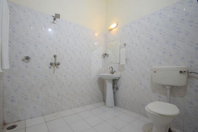 Imagen de la habitación del Hotel C9. Foto 8