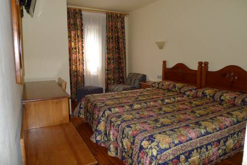 Imagen de la habitación del Hotel CA L'EUDALD. Foto 10