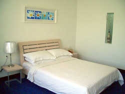 Imagen de la habitación del Hotel CAAC. Foto 1