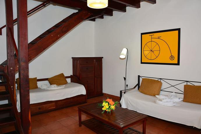 Imagen general del Hotel CABAÑAS DEL SOL. Foto 10