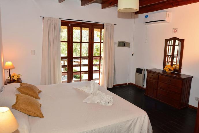 Imagen general del Hotel CABAÑAS DEL SOL. Foto 15