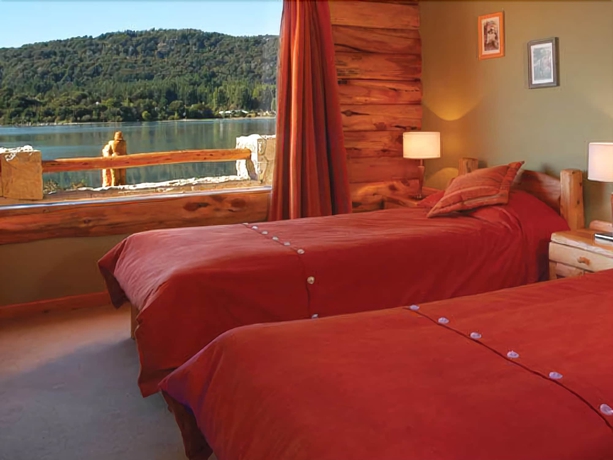 Imagen de la habitación del Hotel CABA&Ntilde;AS PUERTO PIREO. Foto 9