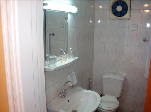 Imagen de la habitación del Hotel CAIRO KHAN. Foto 14