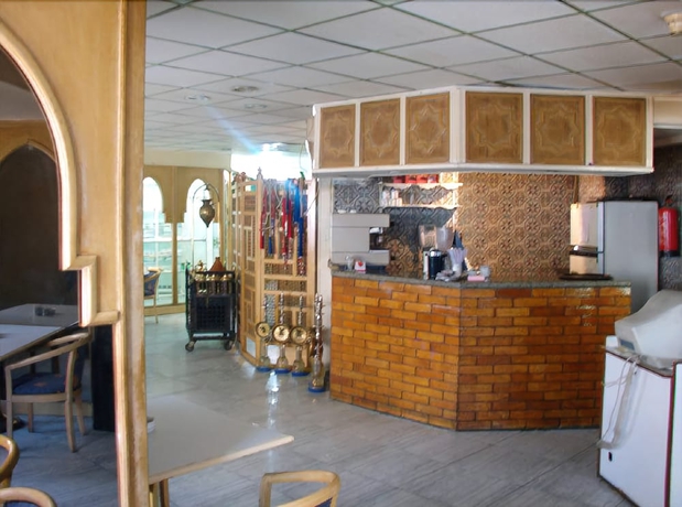 Imagen del bar/restaurante del Hotel CAIRO KHAN. Foto 3