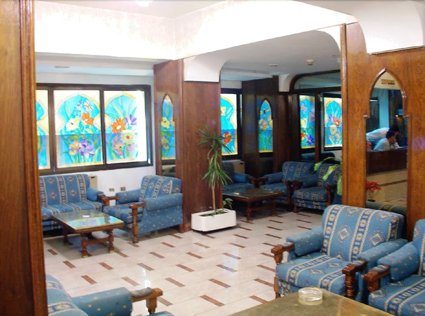 Imagen del bar/restaurante del Hotel CAIRO KHAN. Foto 5