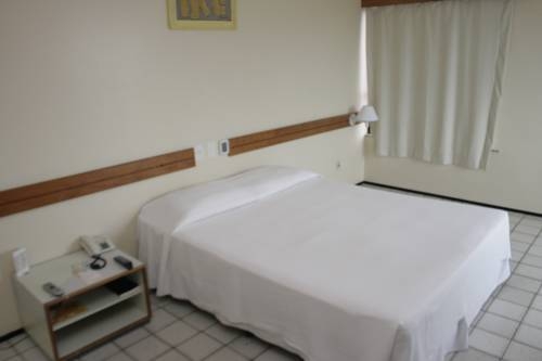 Imagen de la habitación del Hotel CALHAU PRAIA. Foto 8