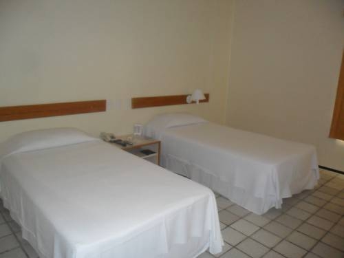 Imagen de la habitación del Hotel CALHAU PRAIA. Foto 9
