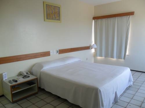 Imagen de la habitación del Hotel CALHAU PRAIA. Foto 11