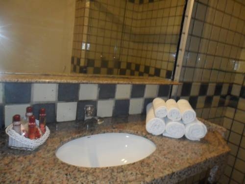 Imagen de la habitación del Hotel CALHAU PRAIA. Foto 12