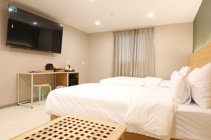 Imagen de la habitación del Hotel CALM REST HOTEL GIMHAE. Foto 8