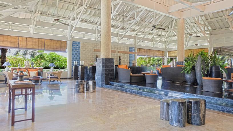 Imagen de los interiores del Hotel CAMAKILA Tanjung Benoa. Foto 17