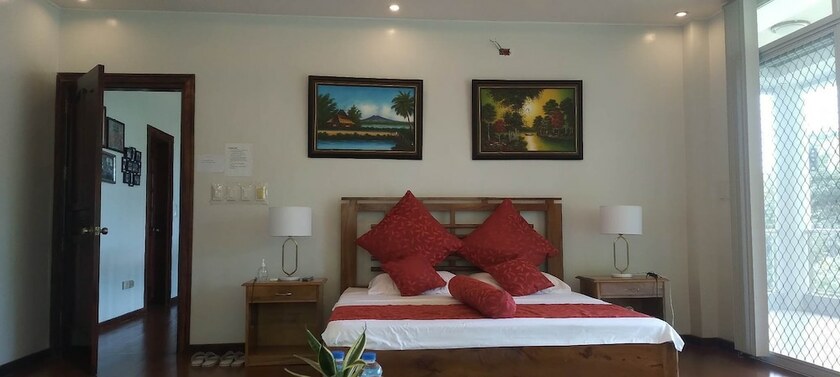 Imagen general del Hotel CAMIGUIN LANZONES RESORT. Foto 5