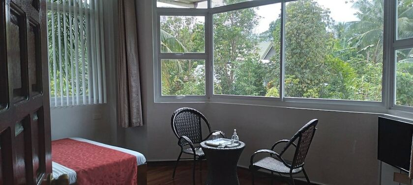 Imagen general del Hotel CAMIGUIN LANZONES RESORT. Foto 8