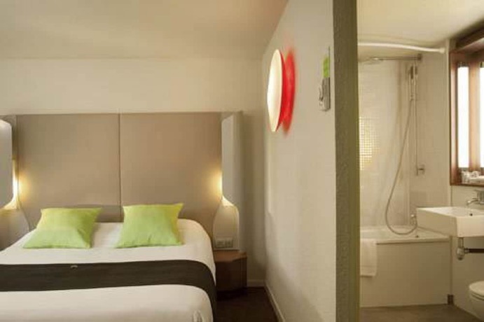 Imagen de la habitación del Hotel CAMPANILE BORDEAUX NORD - Le Lac. Foto 6