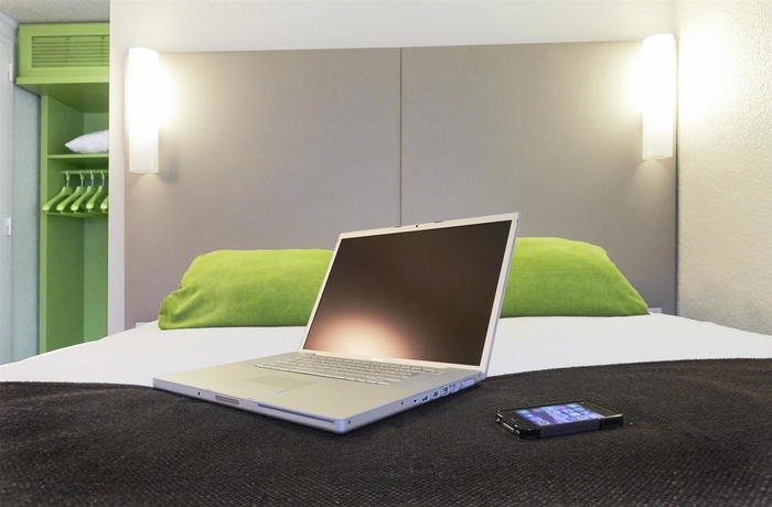 Imagen de la habitación del Hotel CAMPANILE CHALON SUR SAONE. Foto 13