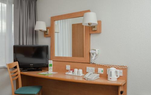 Imagen general del Hotel CAMPANILE DARTFORD - South East of London. Foto 2