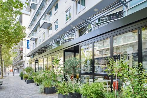 Imagen general del Hotel CAMPANILE PARIS 12 - Bercy Village. Foto 1