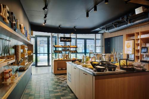 Imagen general del Hotel CAMPANILE PARIS 12 - Bercy Village. Foto 7