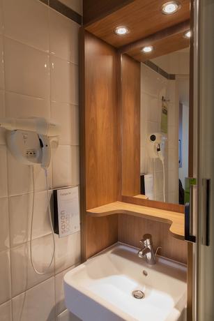 Imagen de la habitación del Hotel CAMPANILE PARIS 19 - La Villette. Foto 19