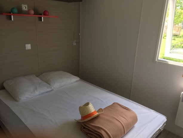 Imagen de la habitación del Hotel CAMPING CAMPILO. Foto 7