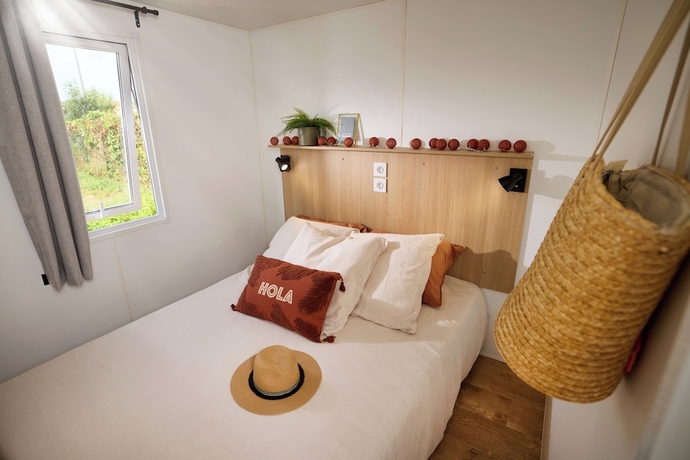Imagen de la habitación del Hotel CAMPING LLORET BLAU. Foto 5