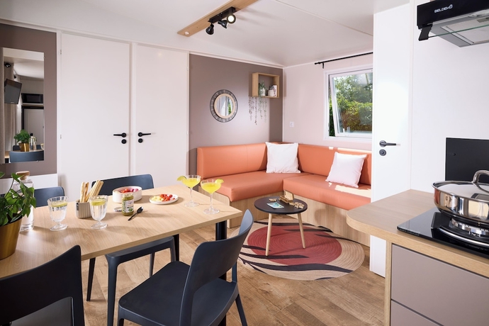 Imagen de la habitación del Hotel CAMPING LLORET BLAU. Foto 14