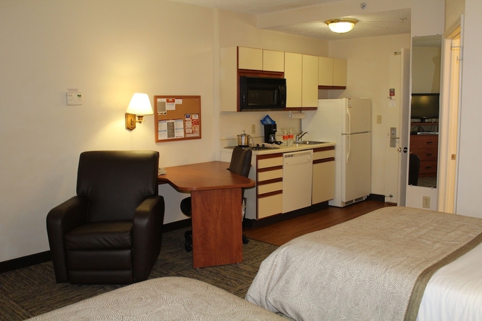 Imagen de la habitación del Hotel CANDLEWOOD SUITES SYRACUSE-AIRPORT. Foto 11