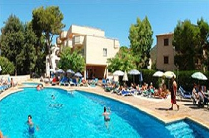 Imagen de la piscina del Hotel CANYAMEL SUN, Canyamel. Foto 3